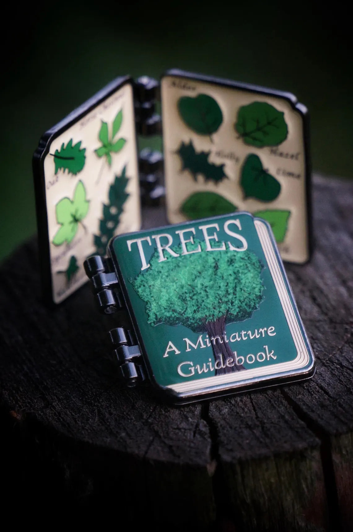 Tree Leaf Identification Enamel Pin Badge with NFC Digital Guide